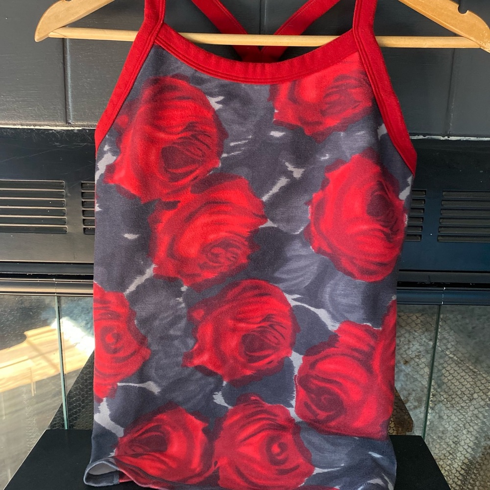 Lululemon black, grey & red floral tank top, size 6